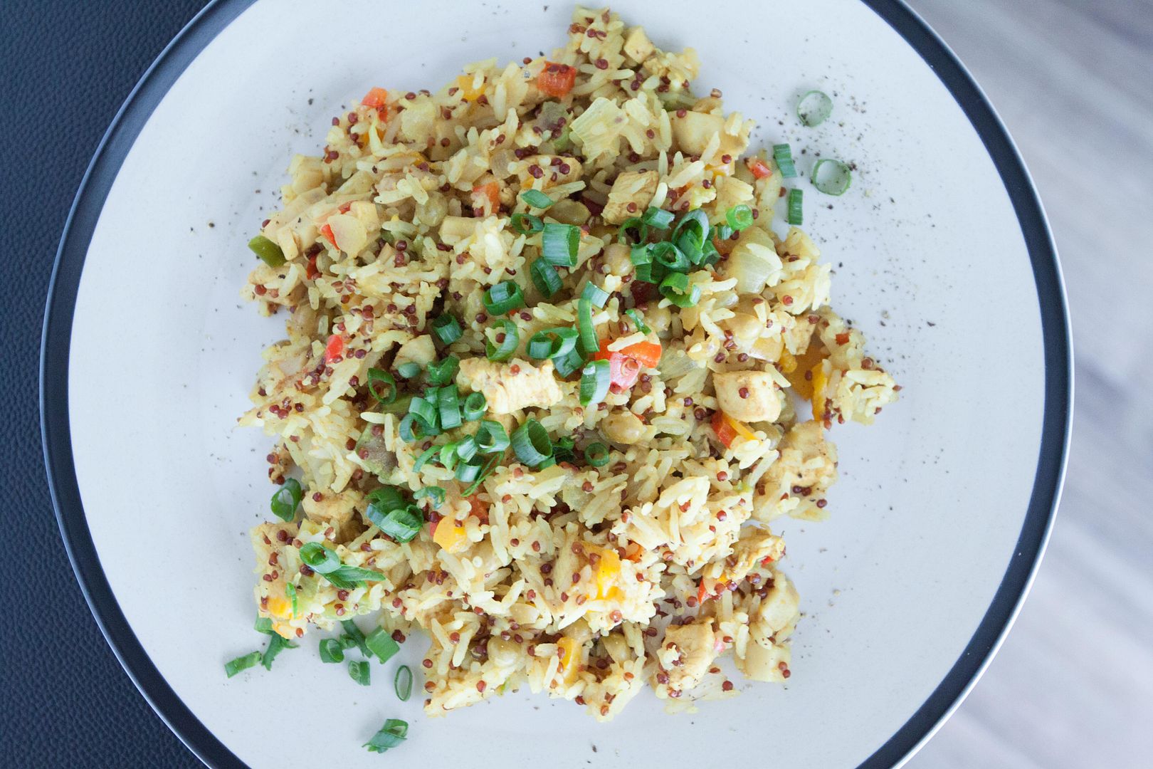 Food Makes Me Happy Aromatic Meal Curry Fried Rice